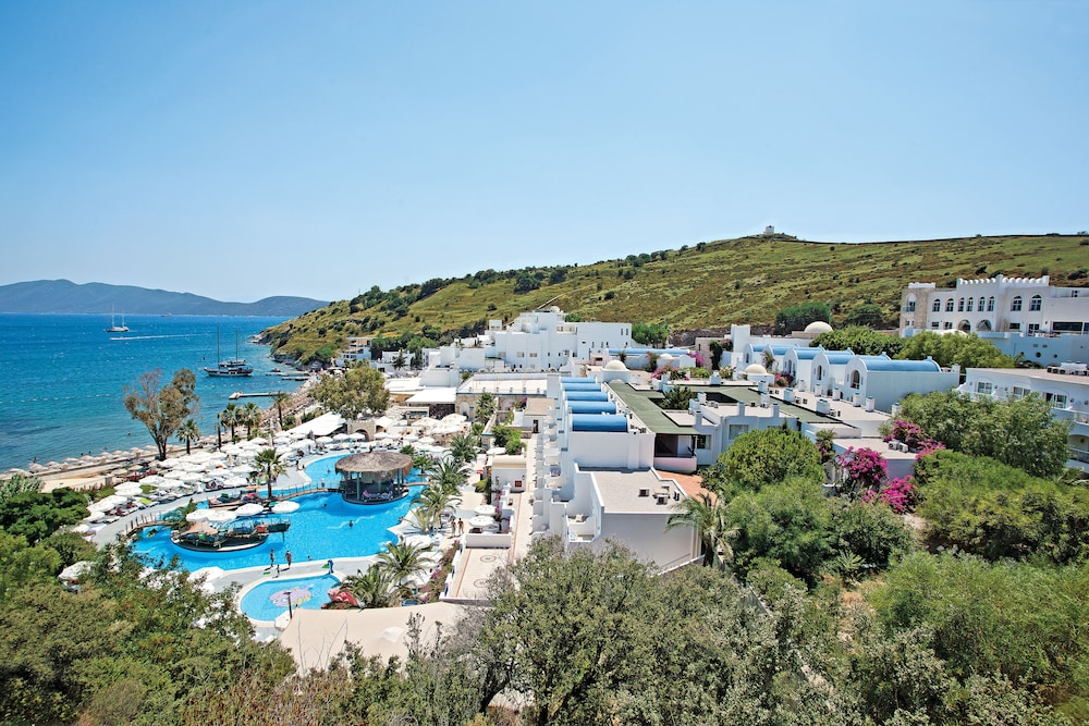 Salmakis Resort & Spa 