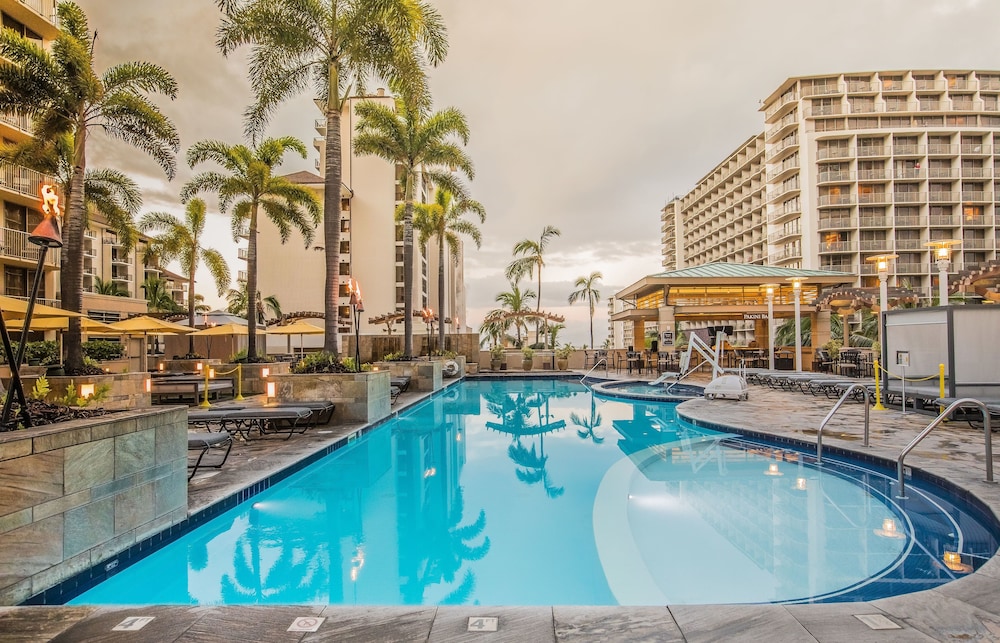 Embassy Suites Waikiki Beach Walk