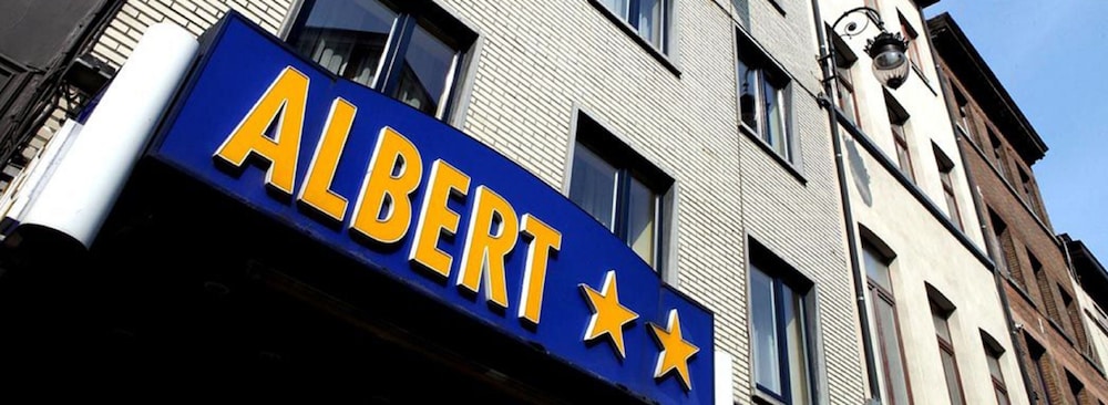 Hotel Albert - Featured Image