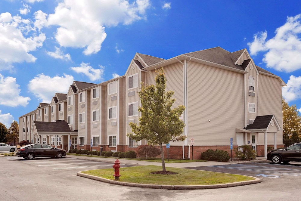 Microtel Inn & Suites Middletown - Featured Image