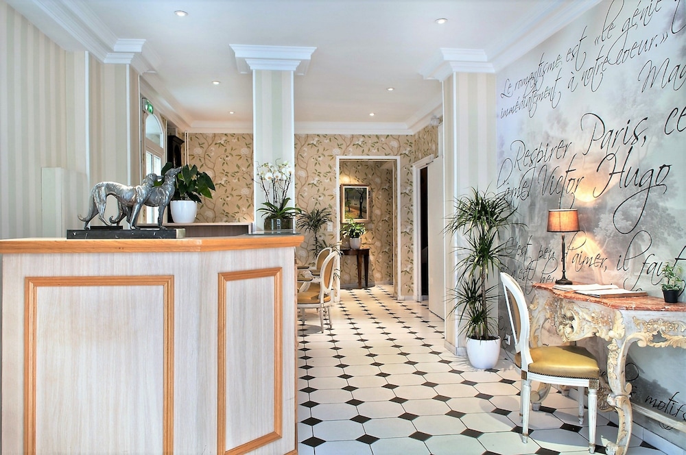 Hotel Romance Malesherbes