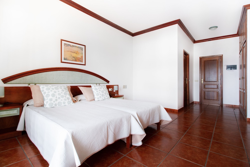 Hotelito El Campo - Featured Image