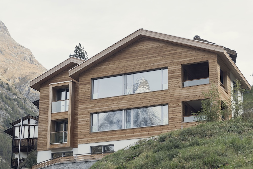 Overlook Lodge by CERVO Zermatt