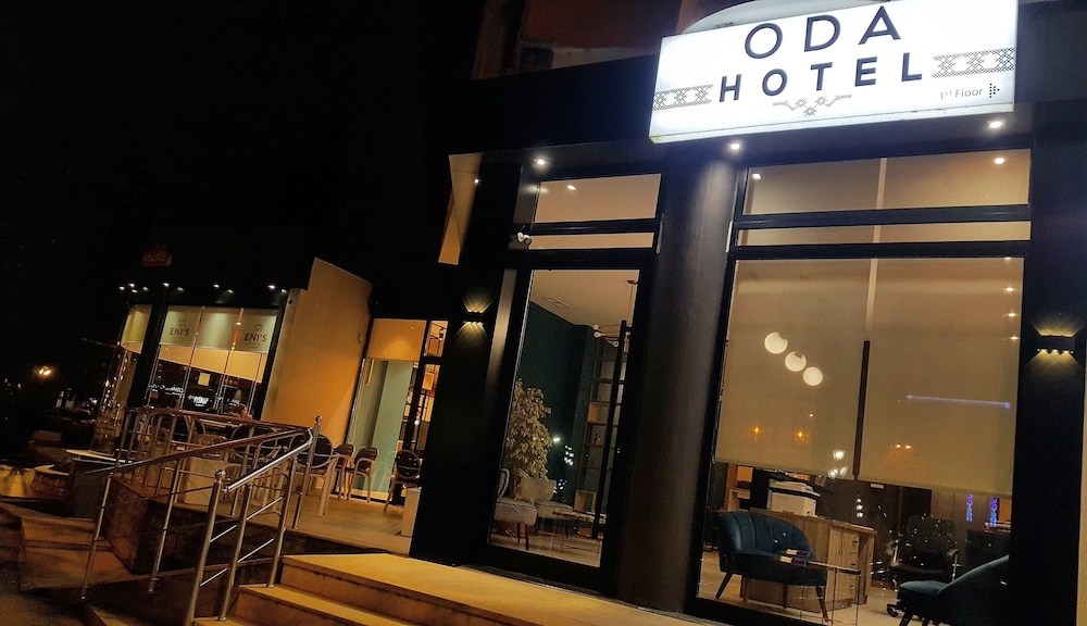 Oda Hotel Tirana - Featured Image
