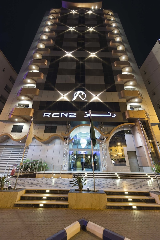 Renz Hotel - Featured Image