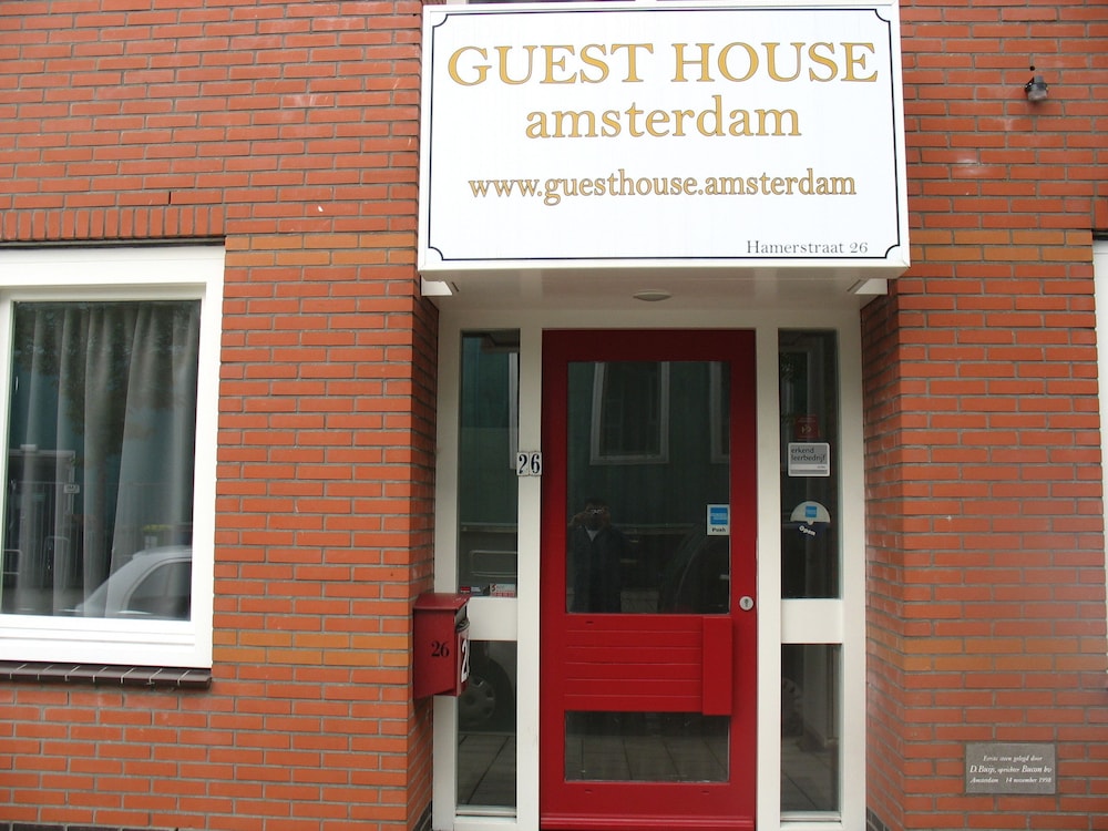 Guest House Amsterdam - Featured Image