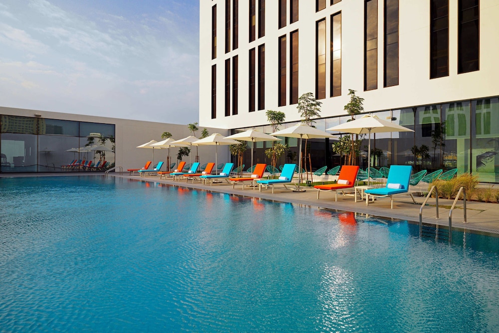 Aloft Me'aisam, Dubai - Featured Image