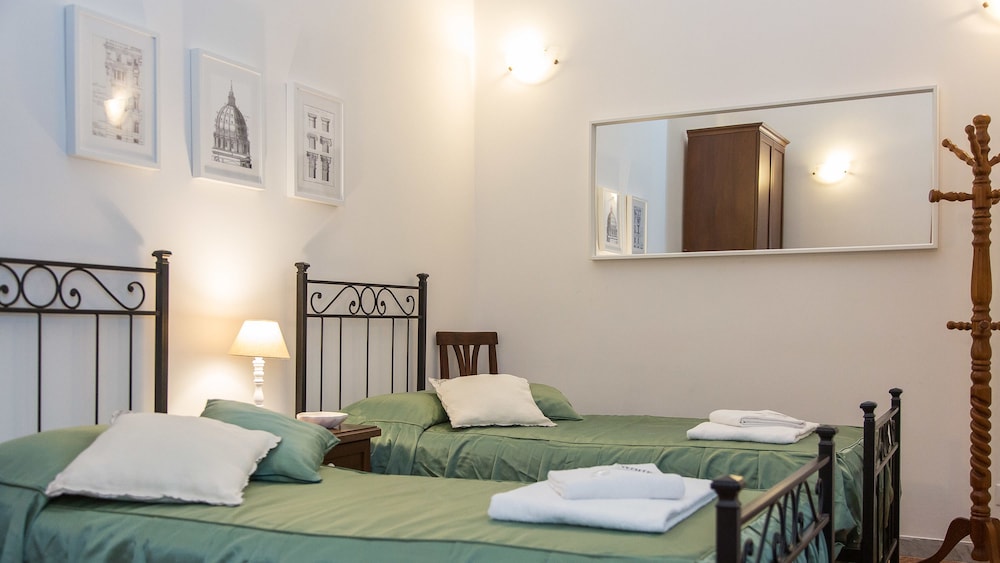 Hotel Rental In Rome Milazzo