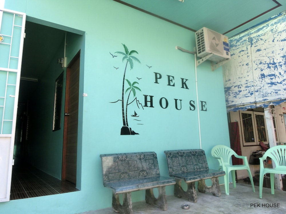 Pek House - Featured Image