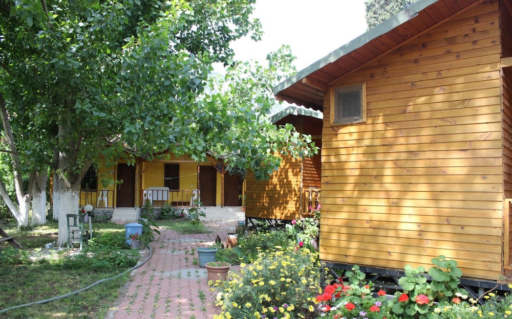 Duran Pension - Featured Image