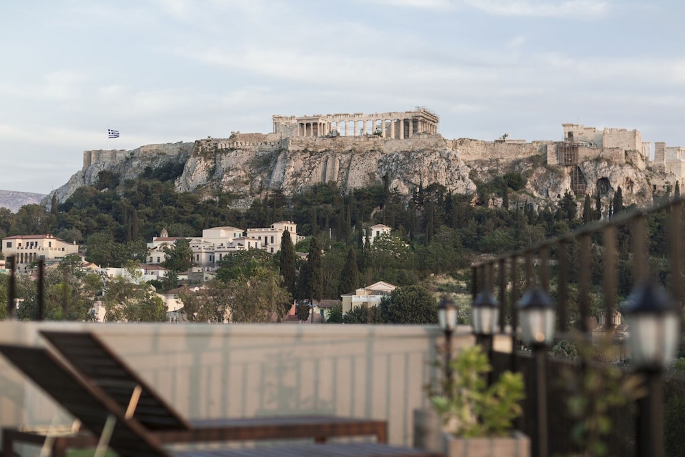 The Athens Edition Luxury Suites