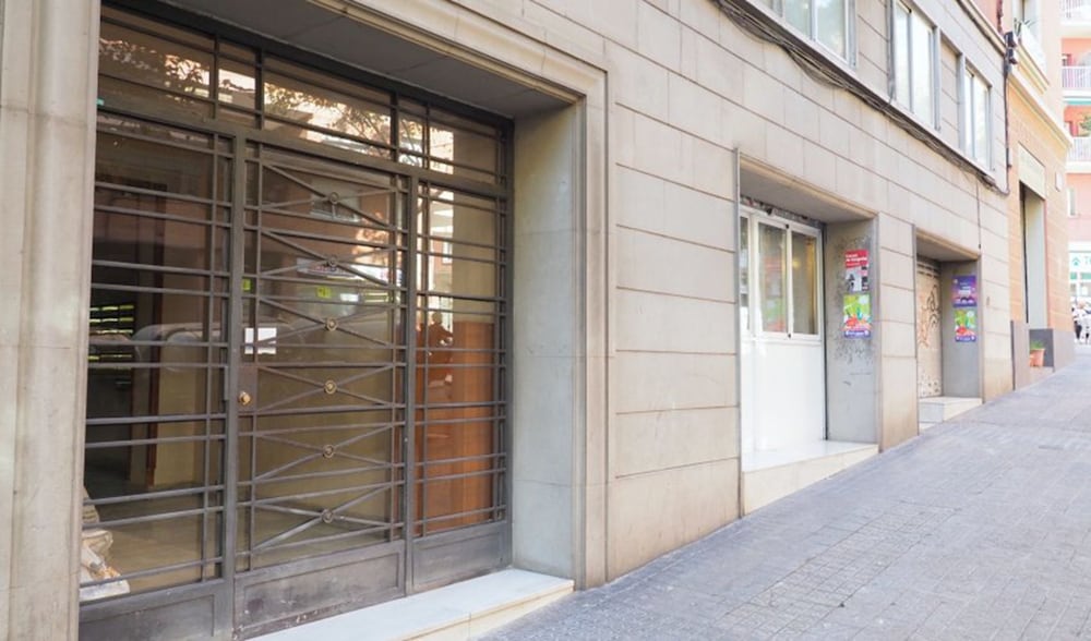 Barcelona For Rent Sant Pau Apartments - Featured Image