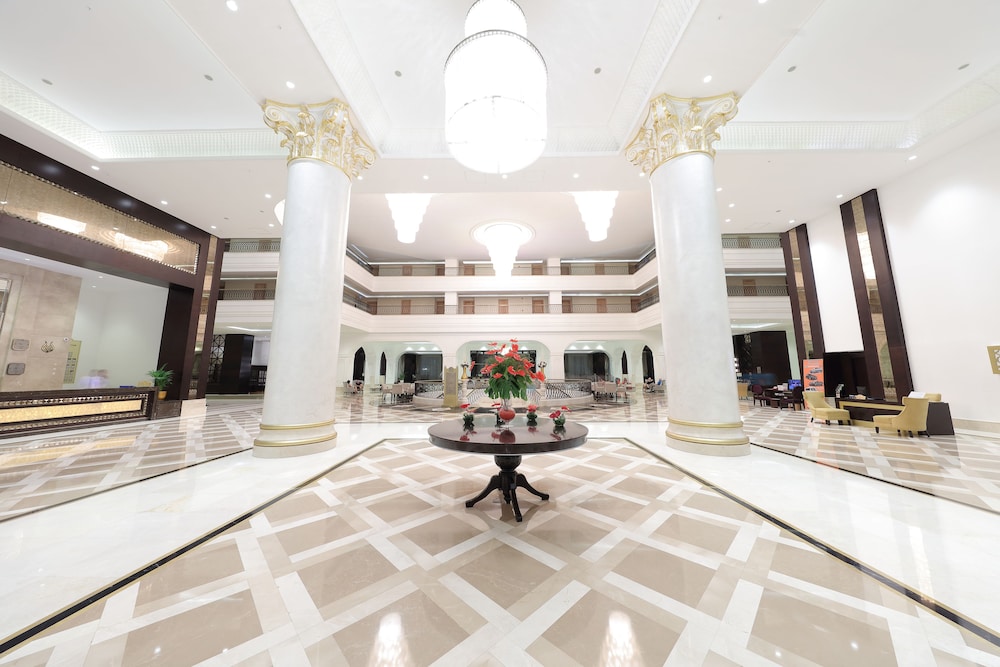 Amara Premier Palace - Lobby