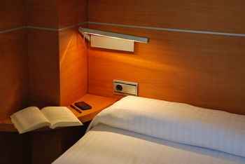 Suites Aragó 565