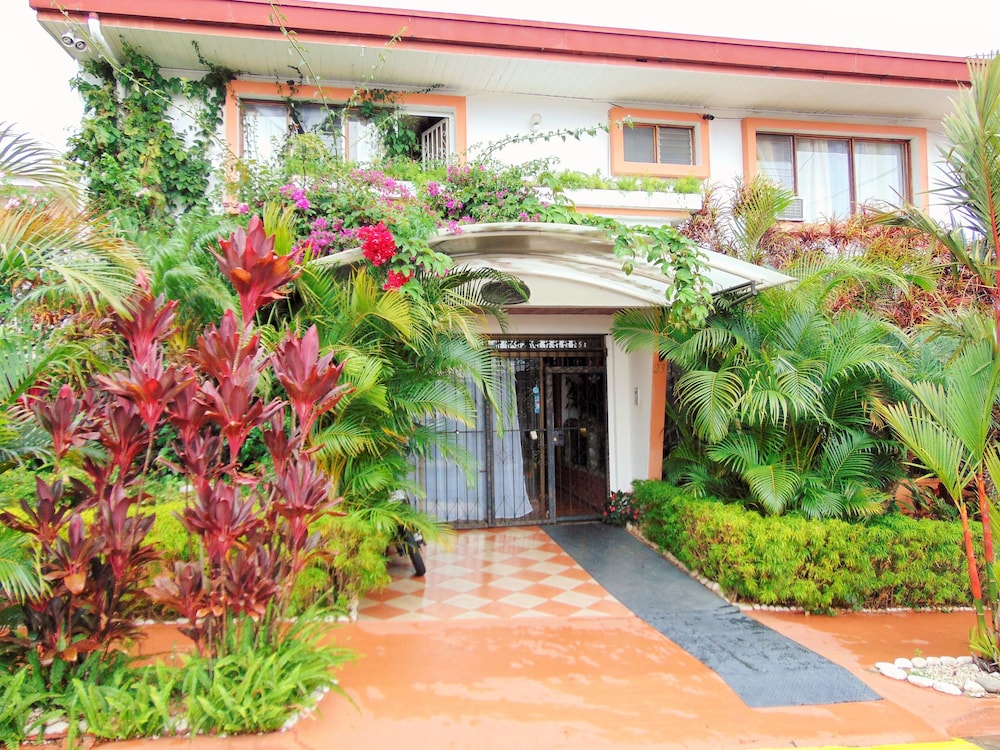 Casa Lima Bed & Breakfast - Featured Image