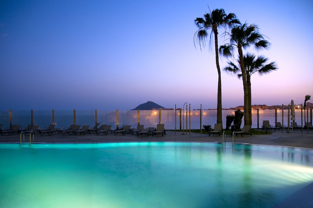 Kn Hotel Arenas del Mar - Featured Image