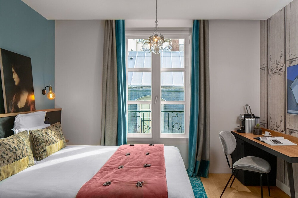 Lyric Hotel Paris