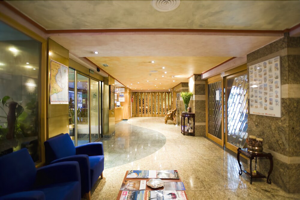Hotel Churra Vistalegre - Lobby