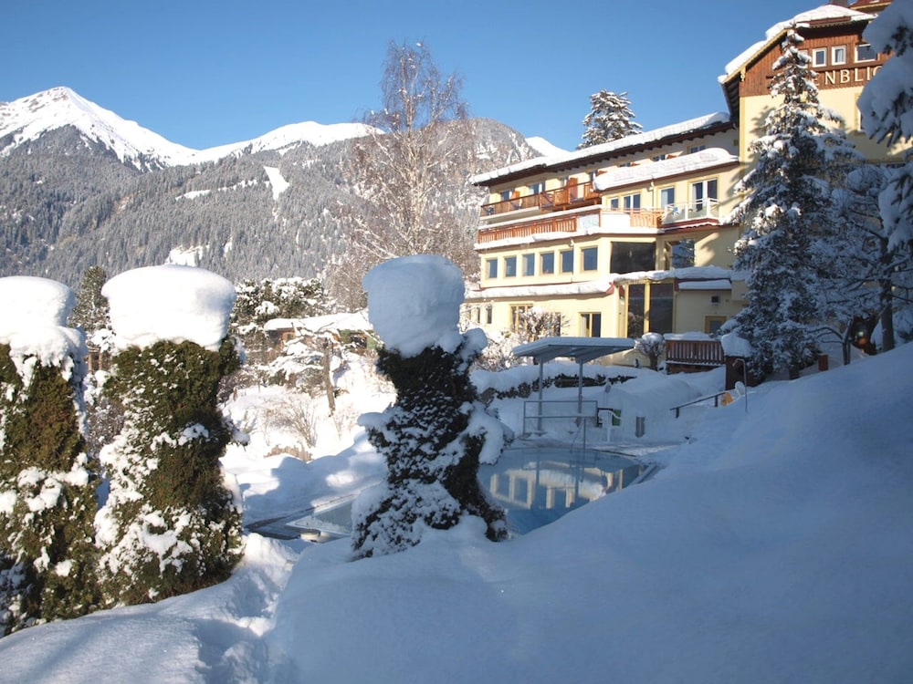 Hotel Alpenblick - Featured Image