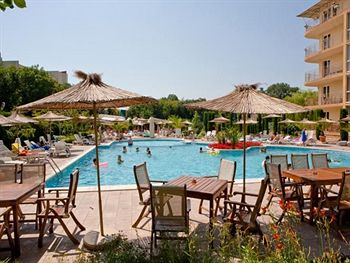 Joya Park Complex