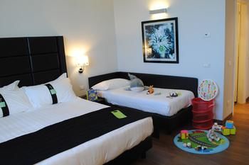 Holiday Inn Genoa City