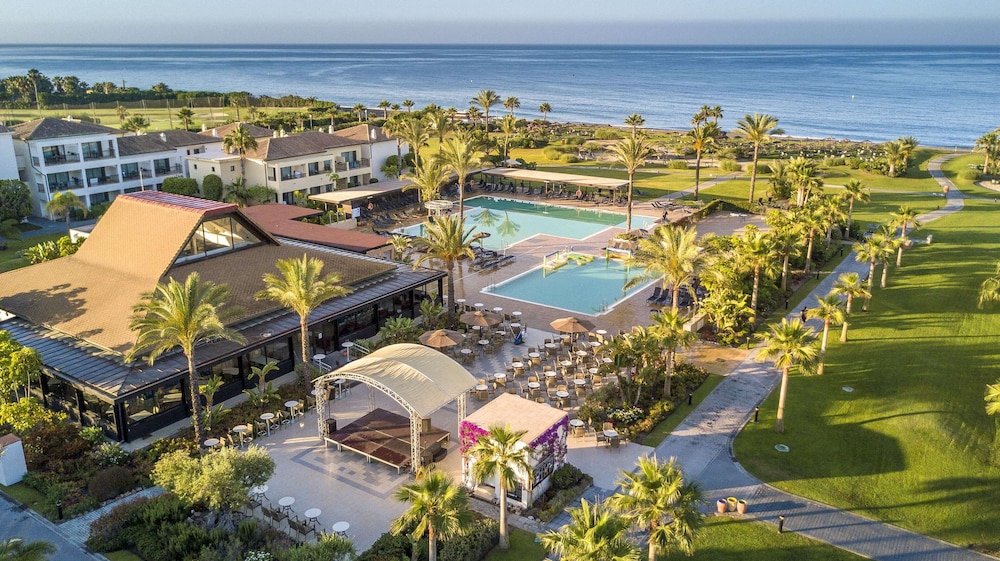 Playa Granada Club Resort - Featured Image