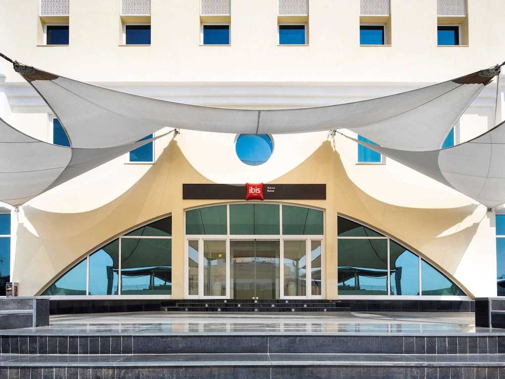 ibis Muscat Hotel - Featured Image