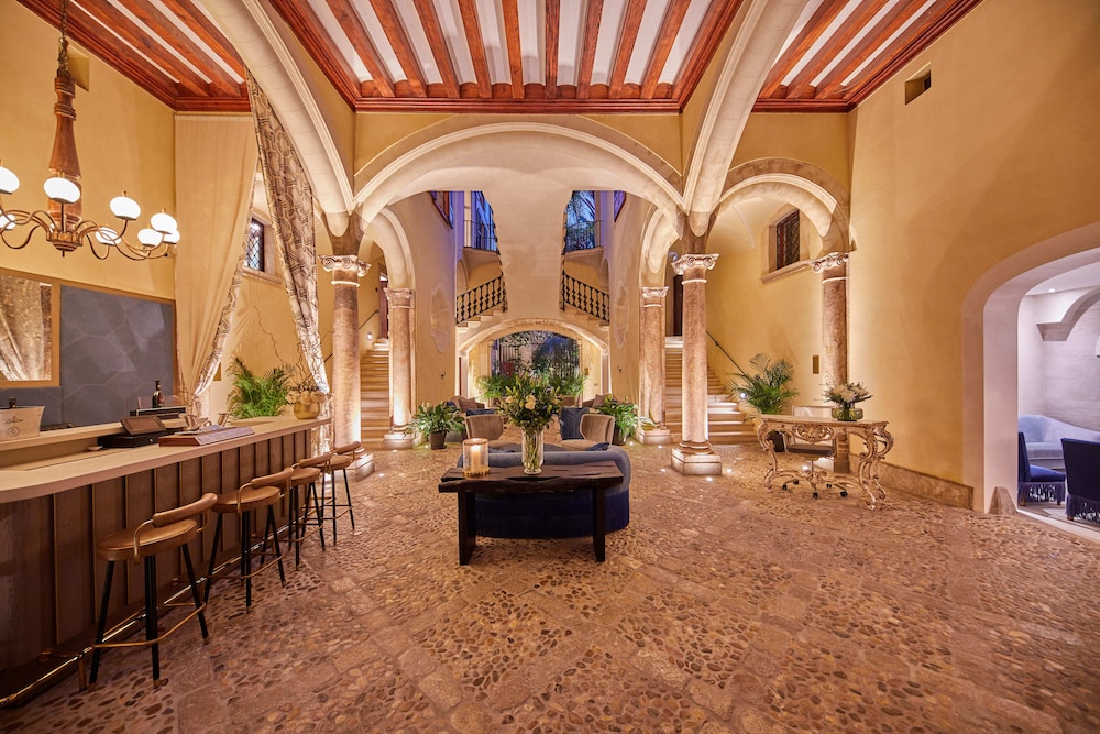 Palacio Can Marqués - Featured Image