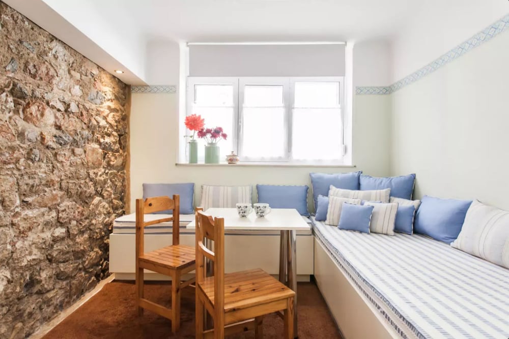 Hotel Back To Tradition In The Heart Of Plaka