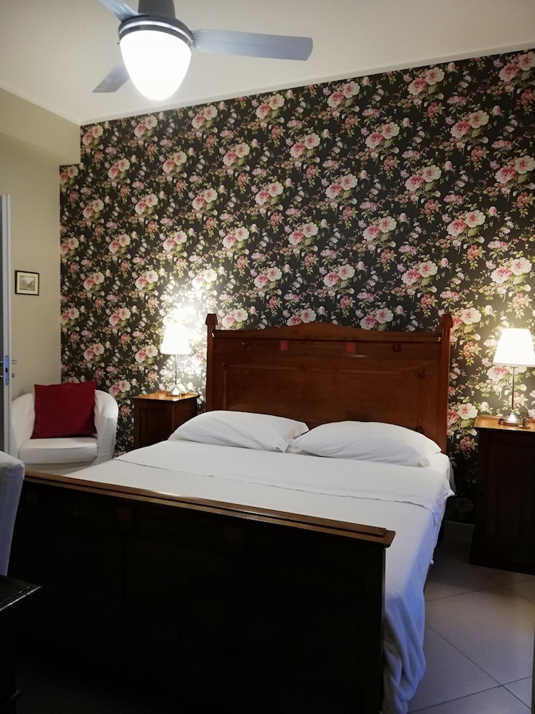 120 Rodionoff B&B Palermo