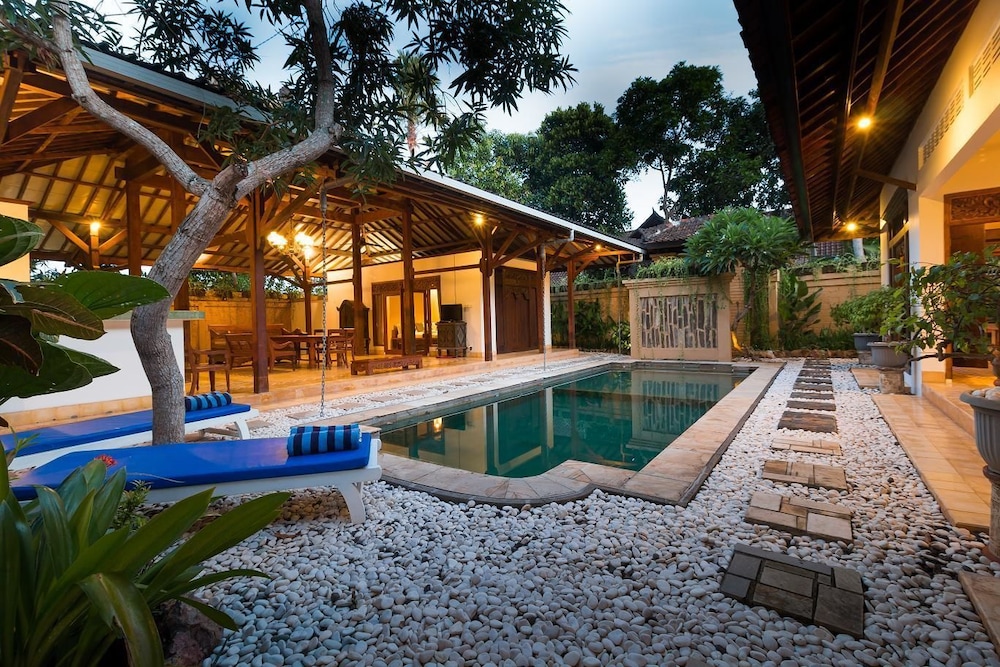 Bali Royal Heritage Villa