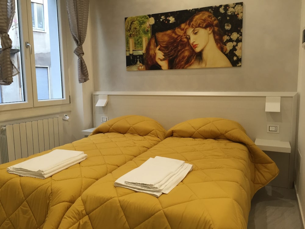 Hotel Picaflor Art & Rooms - Featured Image