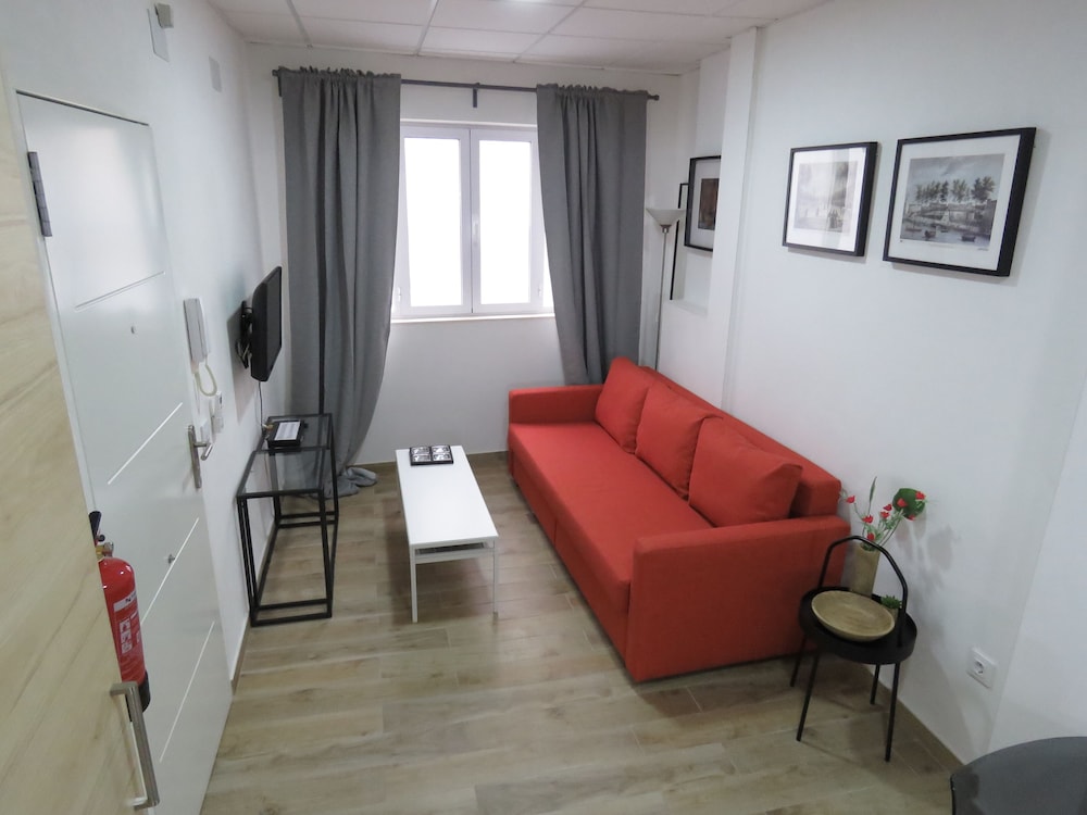 Living Sevilla Apartments Hercules - Featured Image