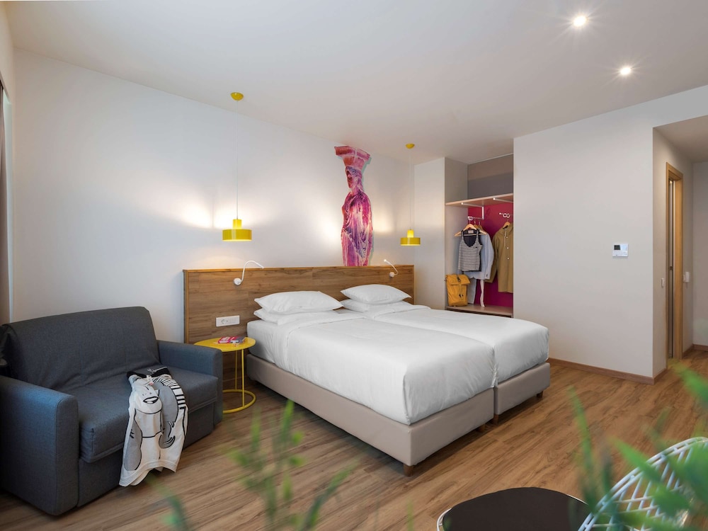 Ibis Styles Athens Routes