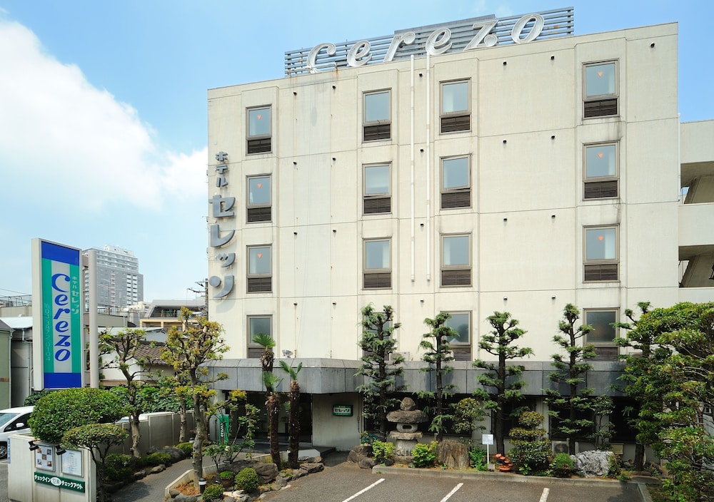 Hotel Cerezo - Featured Image