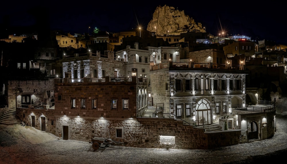 Petra Inn Cappadocia - Featured Image