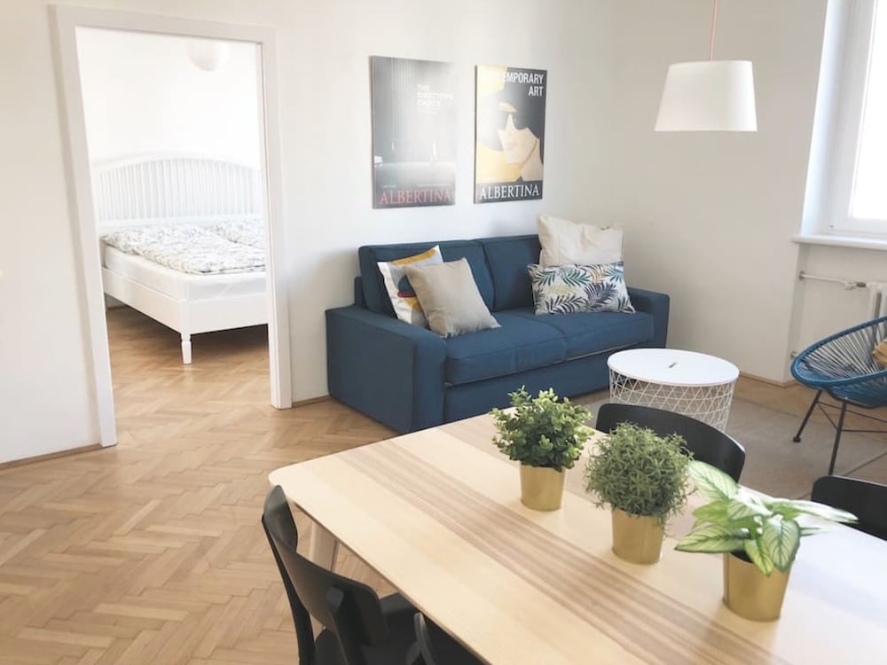 Lovely Apartment directly at Naschmarkt