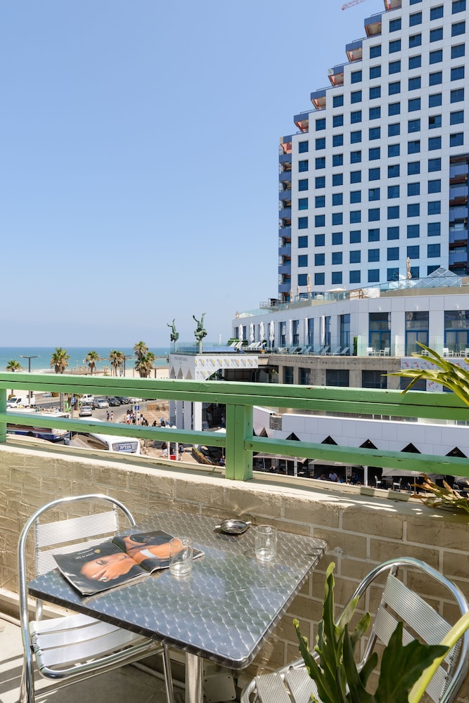 Liber Tel Aviv Sea Shore Suites - Featured Image