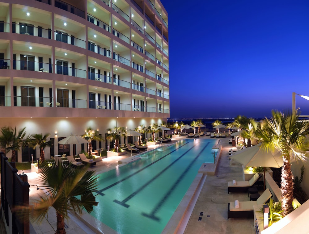 Staybridge Suites Abu Dhabi - Yas Island - Featured Image