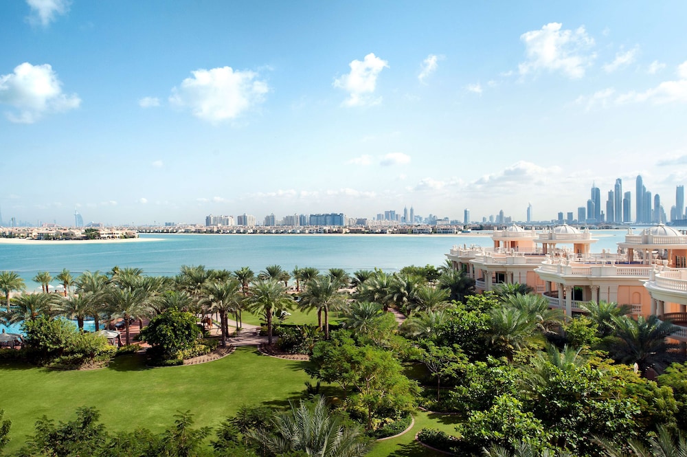 Kempinski Hotel & Residences Palm Jumeirah - Featured Image