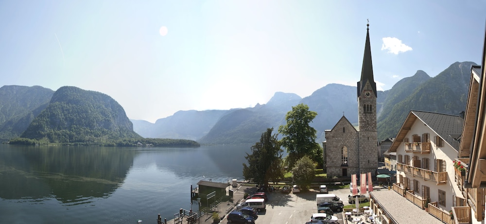 Heritage Hotel Hallstatt - Featured Image