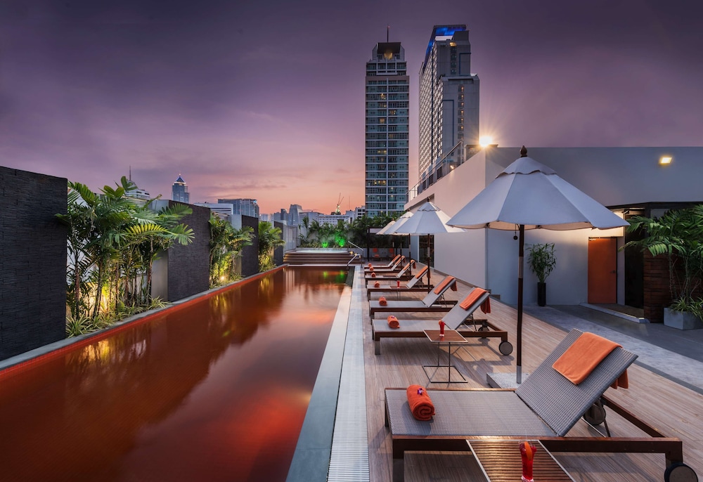 Radisson Suites Bangkok Sukhumvit