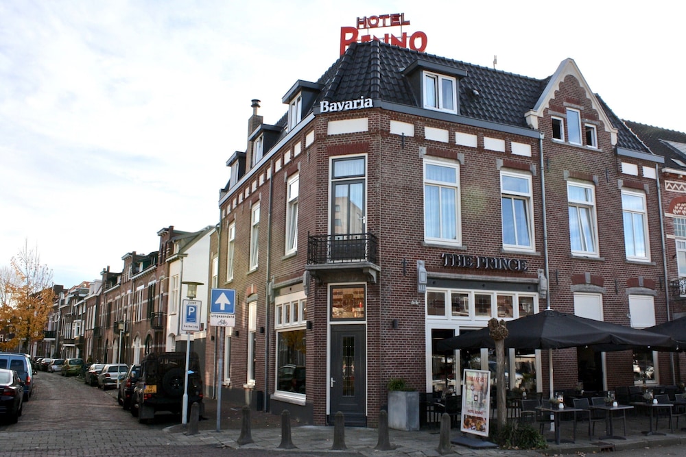 avion si cazare in eindhoven, olanda, 1