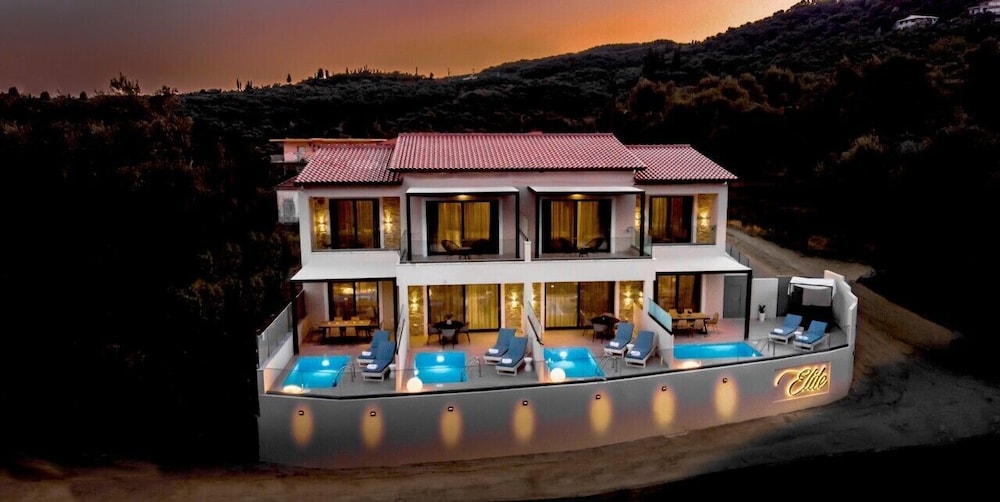 Elite Luxury Villas