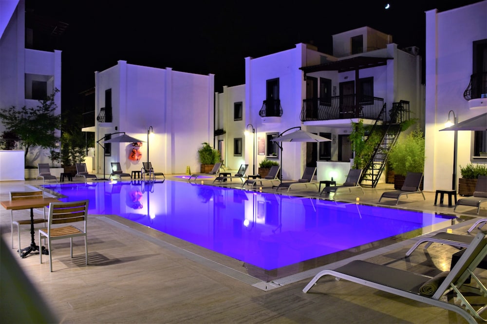 Modern Life Bodrum Otel - Featured Image