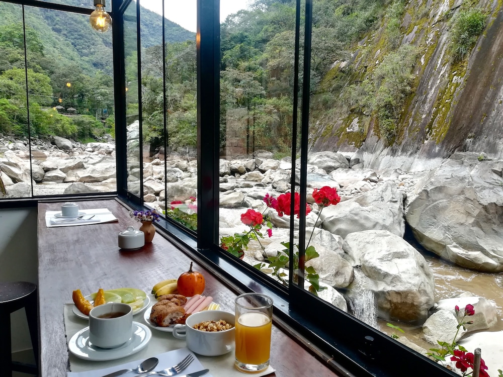 Susanna Inn Machu Picchu Hotel - Featured Image