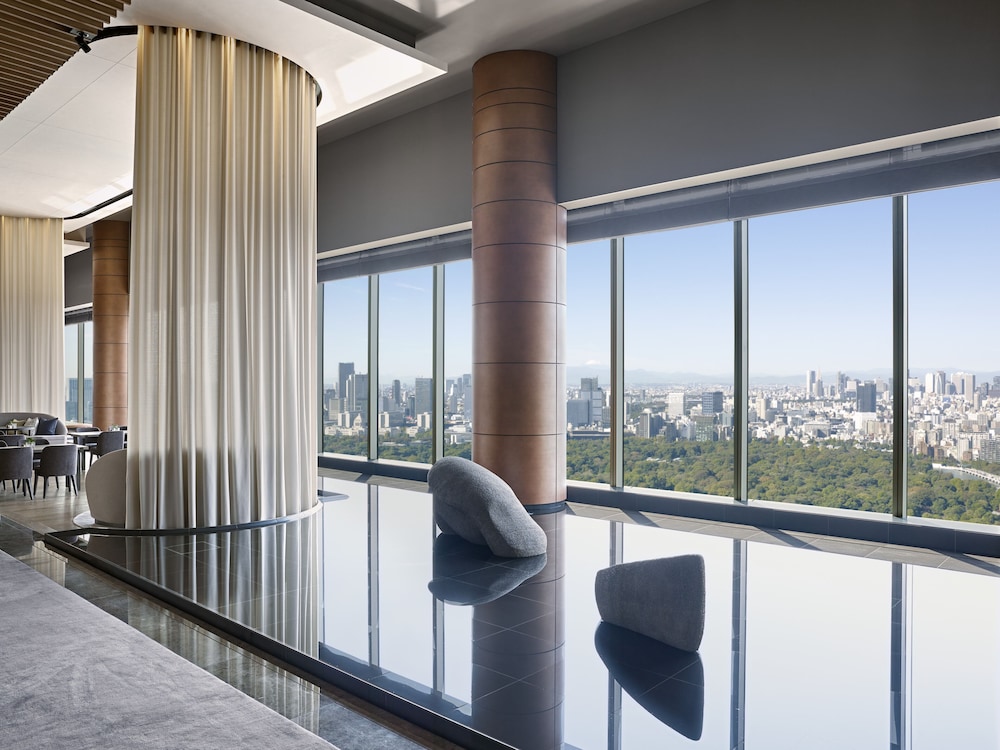 Four Seasons Hotel Tokyo at Otemachi - Featured Image