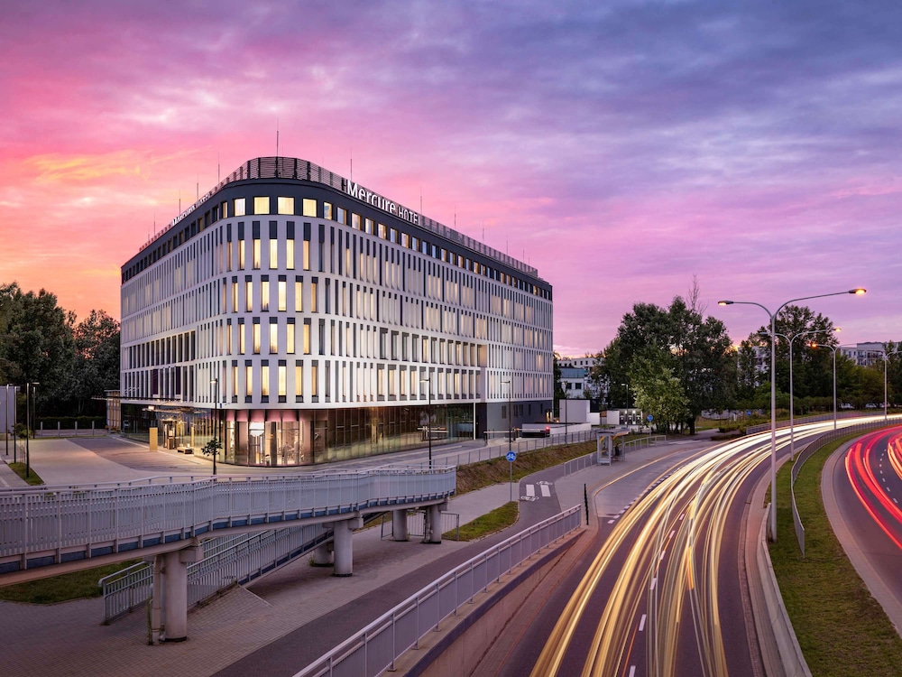 Mercure Warszawa Ursus Station - Featured Image