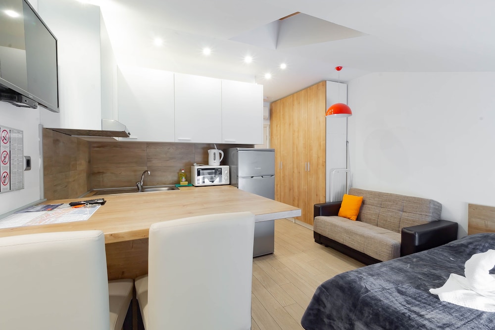 Apartments Pomerio Rijeka - Featured Image