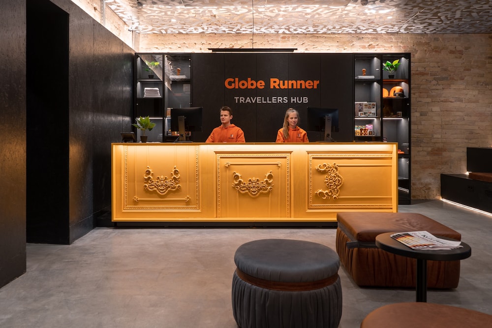 Globe Runner Hotel & Hostel - Featured Image